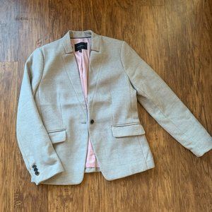 Grey blazer